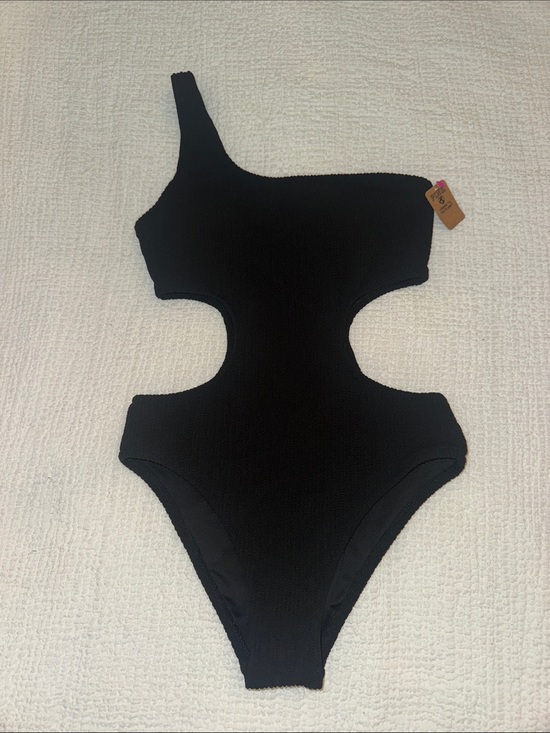 PINK Victoria's Secret Other - One-Piece Cutout Swimsuit - Black